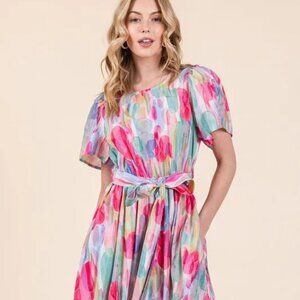 ✨NWT Lime 'N' Chili Watercolor Print Tie Front Midi Dress